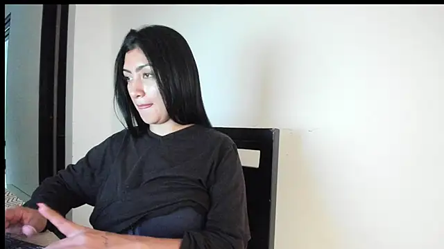 miabelmonte online show from 11-27-25, 05:15