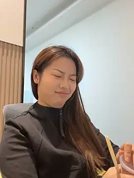 GYYoo online show from 11-27-25, 05:31