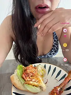 Snapshot of mitao_xx chatting on 07-23-26, 01:58 mitao xx online show from 07-23-26, 01:58