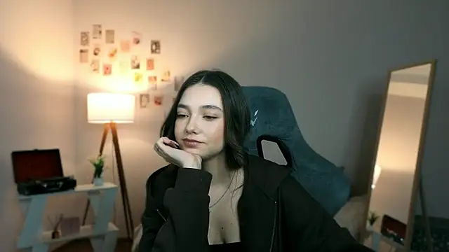 Vexorine online show from 04-11-26, 07:40