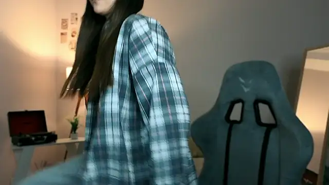 Vexorine online show from 04-12-26, 07:30