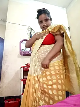 Snapshot of Angel_70_ chatting on 12-16-25, 05:01 Angel 70 online show from 12-16-25, 05:01