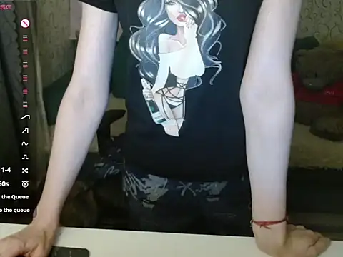   Katherine    online show from 11-22-25, 03:22