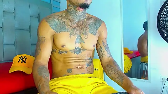 Hot Latino x online show from 03-17-26, 12:41