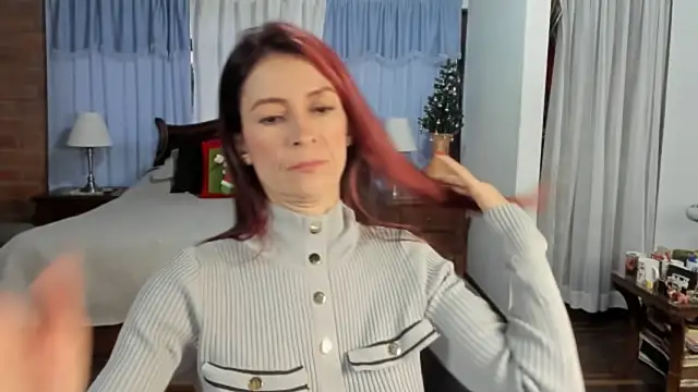 Charlotte-Willson online show from 12-13-25, 10:59