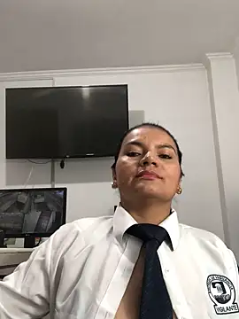 Snapshot of Rosa_Vidal_ chatting on 11-21-25, 07:23 Rosa Vidal online show from 11-21-25, 07:23