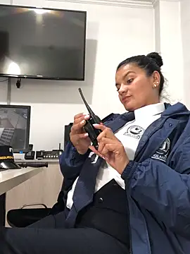 Snapshot of Rosa_Vidal_ chatting on 11-25-25, 07:03 Rosa Vidal online show from 11-25-25, 07:03