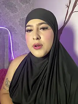 Snapshot of Zahida_7 chatting on 02-06-26, 08:12 Zahida 7 online show from 02-06-26, 08:12