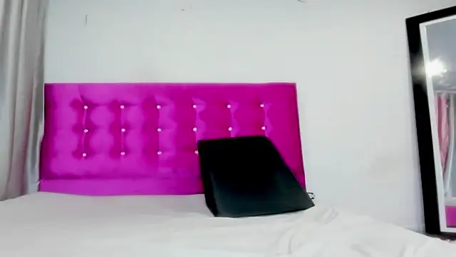 veronicaa squirt online show from 01-08-26, 07:16