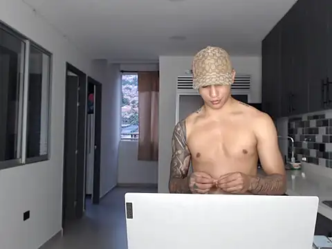 master Tripa online show from 11-23-25, 10:20