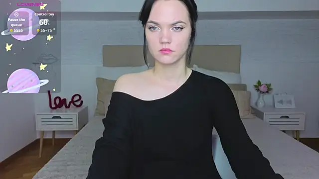 Snapshot of Camila_777_ chatting on 11-27-25, 09:39 Camila 777 online show from 11-27-25, 09:39