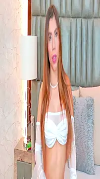 Snapshot of SamantaHall chatting on 11-26-25, 12:50 SamantaHall online show from 11-26-25, 12:50