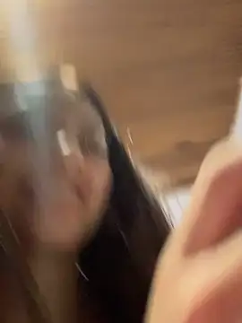 Yunaraa online show from 02-18-26, 04:08