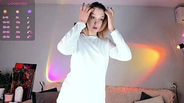 Snapshot of cai_lai chatting on 11-24-25, 06:13 cai lai online show from 11-24-25, 06:13