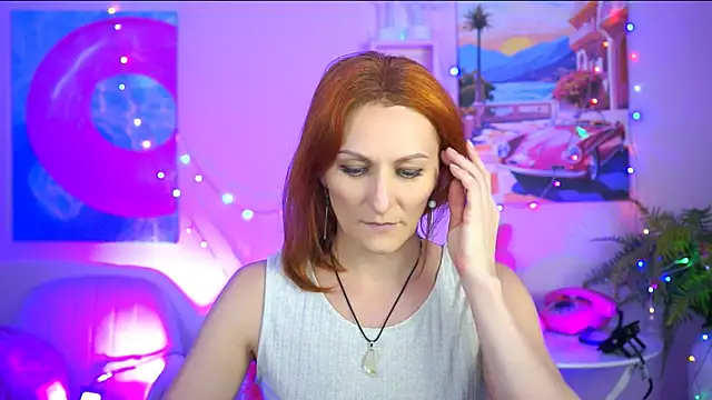 Snapshot of DianaTorrens chatting on 11-30-25, 08:29 DianaTorrens online show from 11-30-25, 08:29