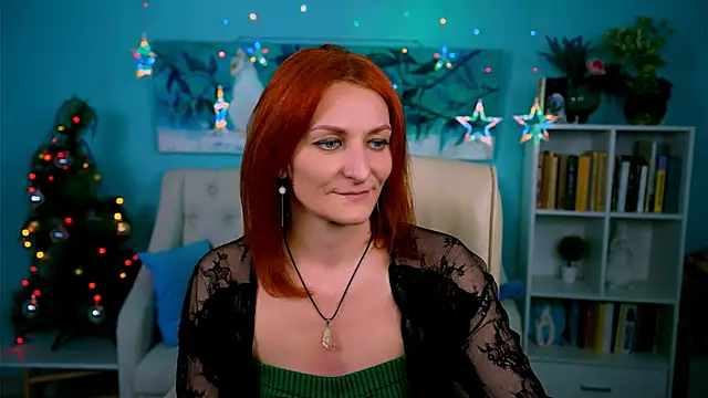 DianaTorrens online show from 12-18-25, 09:37