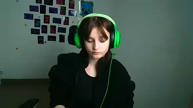 Alice Wonderme online show from 01-14-26, 12:55