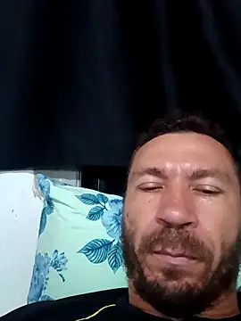 Snapshot of RobertoLuiz84 chatting on 03-09-26, 12:03 RobertoLuiz84 online show from 03-09-26, 12:03