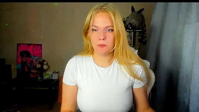 Snapshot of Alice_SweetPeach chatting on 11-25-25, 02:06 Alice SweetPeach online show from 11-25-25, 02:06