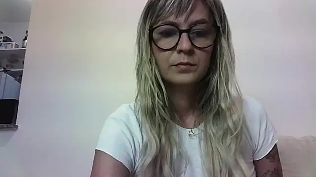 KnotBabe online show from 12-22-25, 01:46