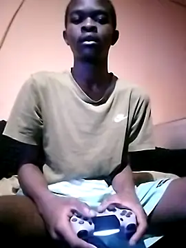 Snapshot of _kaycums_10 chatting on 12-16-25, 08:25 kaycums 10 online show from 12-16-25, 08:25