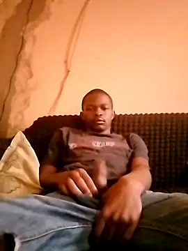 Snapshot of _kaycums_10 chatting on 12-21-25, 11:06 kaycums 10 online show from 12-21-25, 11:06