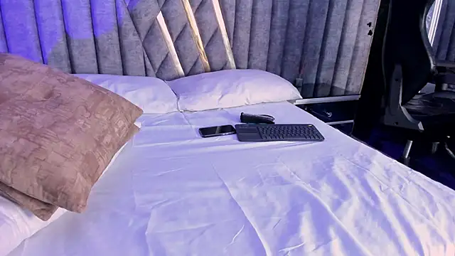 NicolaiKarav online show from 04-12-26, 12:10