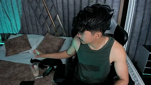 NicolaiKarav online show from 07-17-26, 12:56