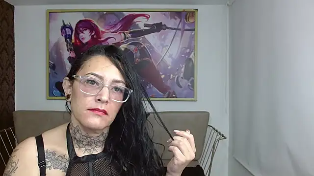 Snapshot of Roxanne_vale chatting on 11-24-25, 08:08 Roxanne vale online show from 11-24-25, 08:08