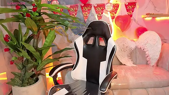 Snapshot of Anny_Star_Tx chatting on 02-11-26, 08:25 Anny Star Tx online show from 02-11-26, 08:25