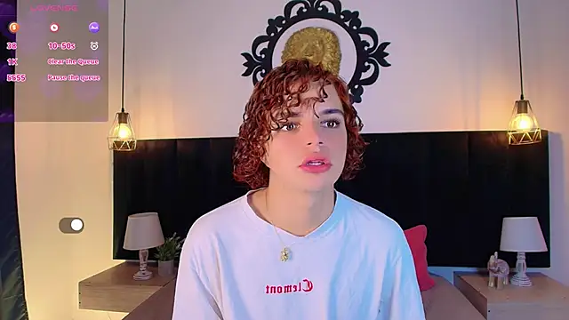 Skyee angel online show from 04-02-26, 01:53