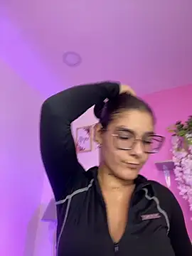 LauraRaider online show from 07-12-26, 12:34