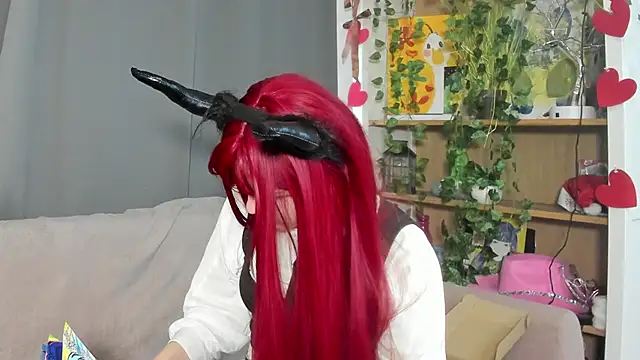 Snapshot of ShanaHearns chatting on 11-28-25, 08:28 ShanaHearns online show from 11-28-25, 08:28