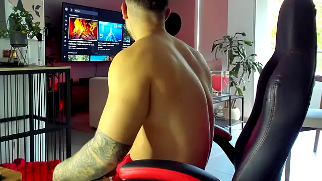 Valenthino Salvatore online show from 05-31-26, 09:16