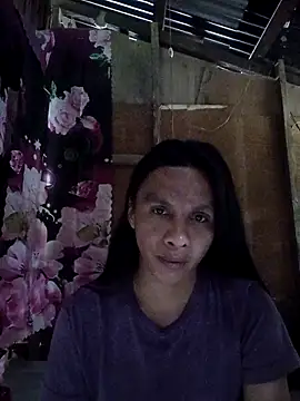 lovelycarla32 online show from 12-18-25, 02:39