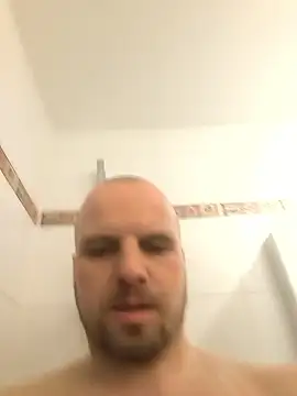 Phoenix2310 online show from 01-12-26, 04:34