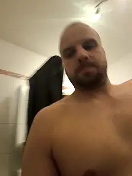 Phoenix2310 online show from 02-08-26, 04:54