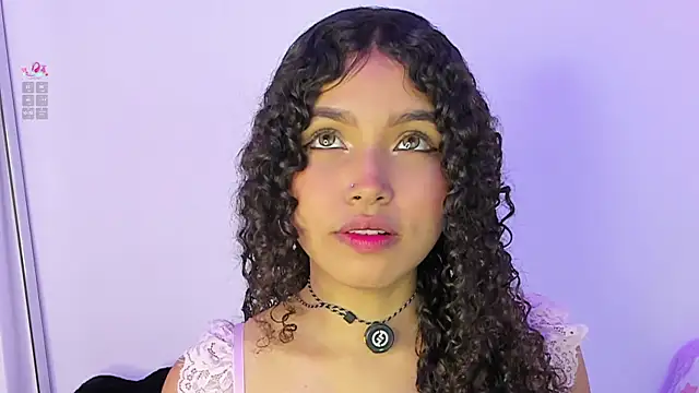 EloiseSweetxx online show from 04-04-26, 01:41