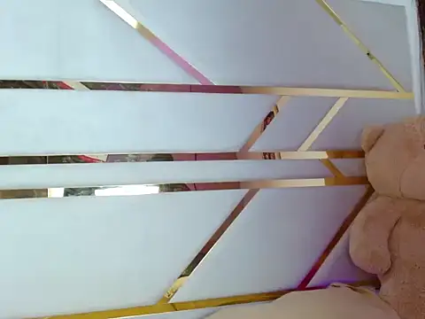 emiirosse online show from 12-17-25, 02:06