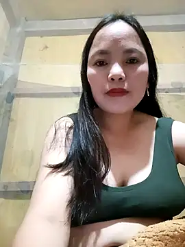 Snapshot of Tisami-suca chatting on 12-16-25, 12:10 Tisami-suca online show from 12-16-25, 12:10