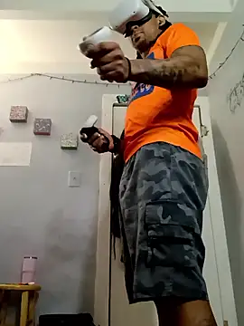 MTheRealrDLlongCrippler online show from 01-06-26, 04:21