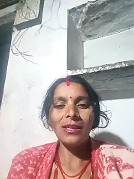 Hot-qwe online show from 12-02-25, 04:02