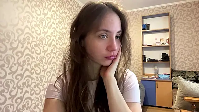 ChandaApplin online show from 01-17-26, 11:37