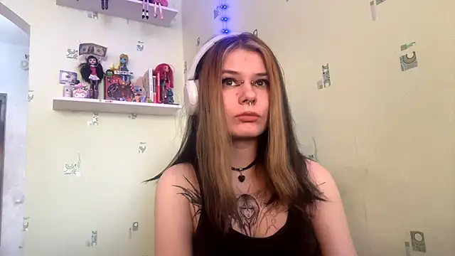 TraceeSchutt online show from 01-15-26, 01:48