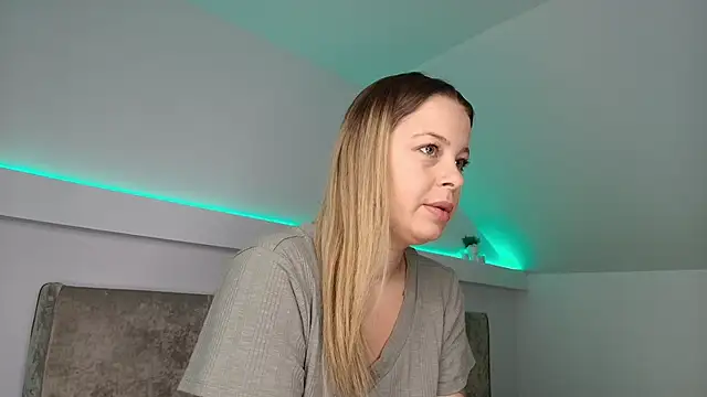 KateAllyaa online show from 01-19-26, 04:05