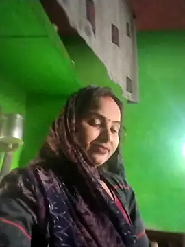 Pooja hote online show from 11-25-25, 03:17