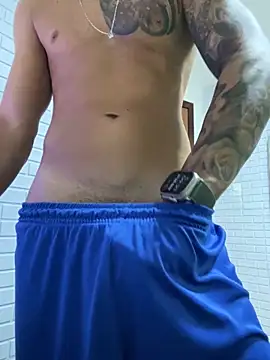 Snapshot of enzofelipe chatting on 11-27-25, 12:18 enzofelipe online show from 11-27-25, 12:18