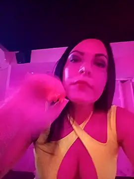Morena ojazos travieza-39 online show from 02-20-26, 02:30