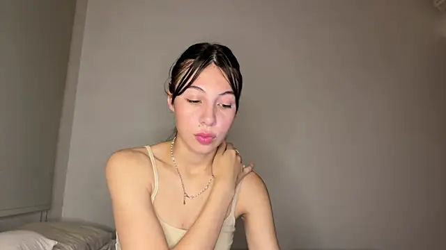 heyitsmia online show from 11-29-25, 12:57