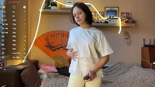 Snapshot of MerriCarros chatting on 02-19-26, 11:50 MerriCarros online show from 02-19-26, 11:50